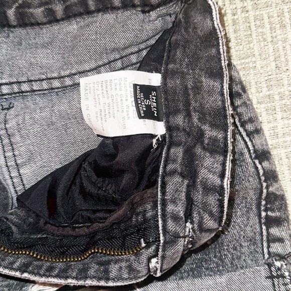 SHEIN women size small denim shirts 85% cotton 15% polyester - Picture 3 of 3